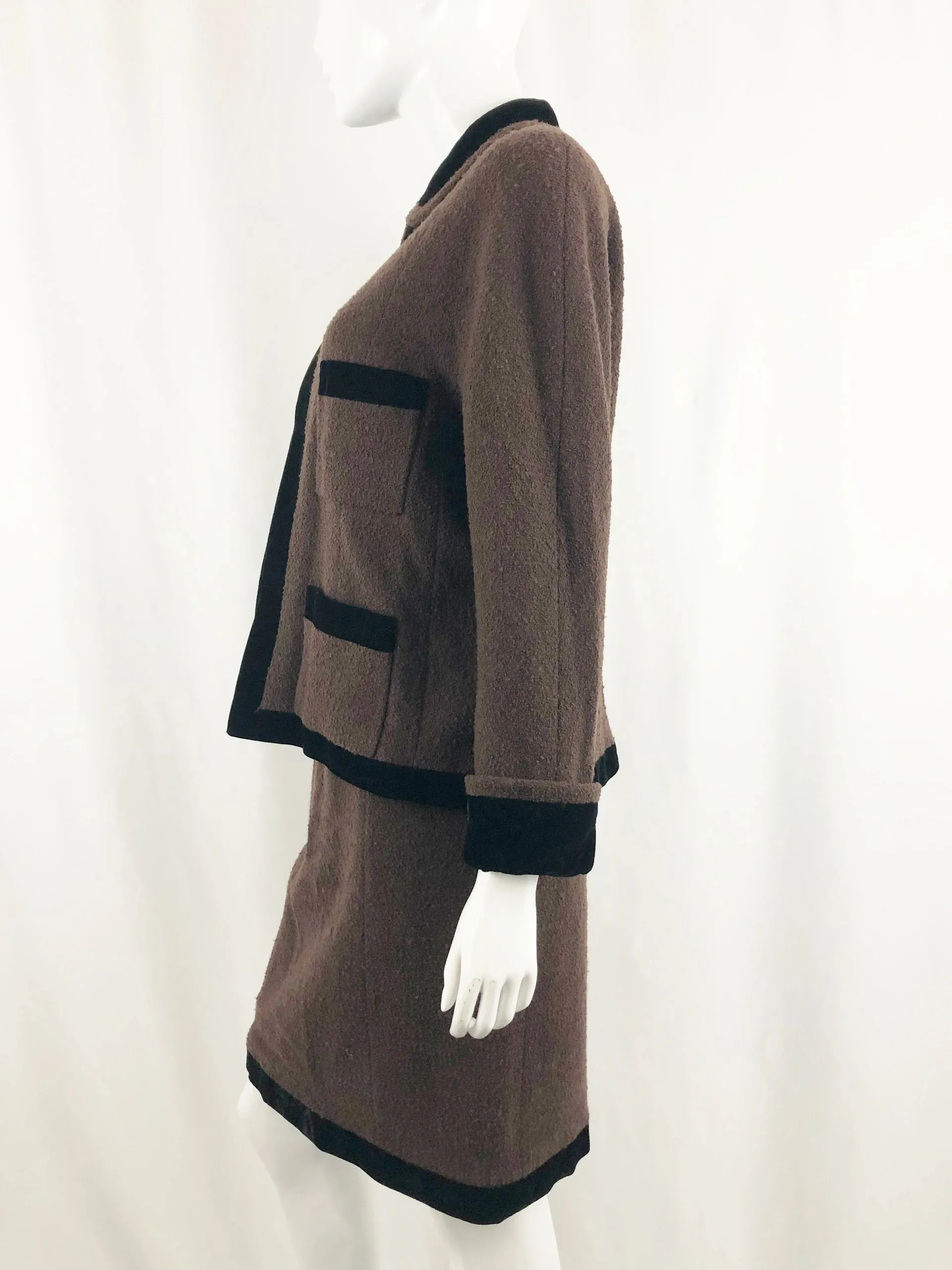 1980's Chanel Velvet Trim Skirt Suit Size M/ 10