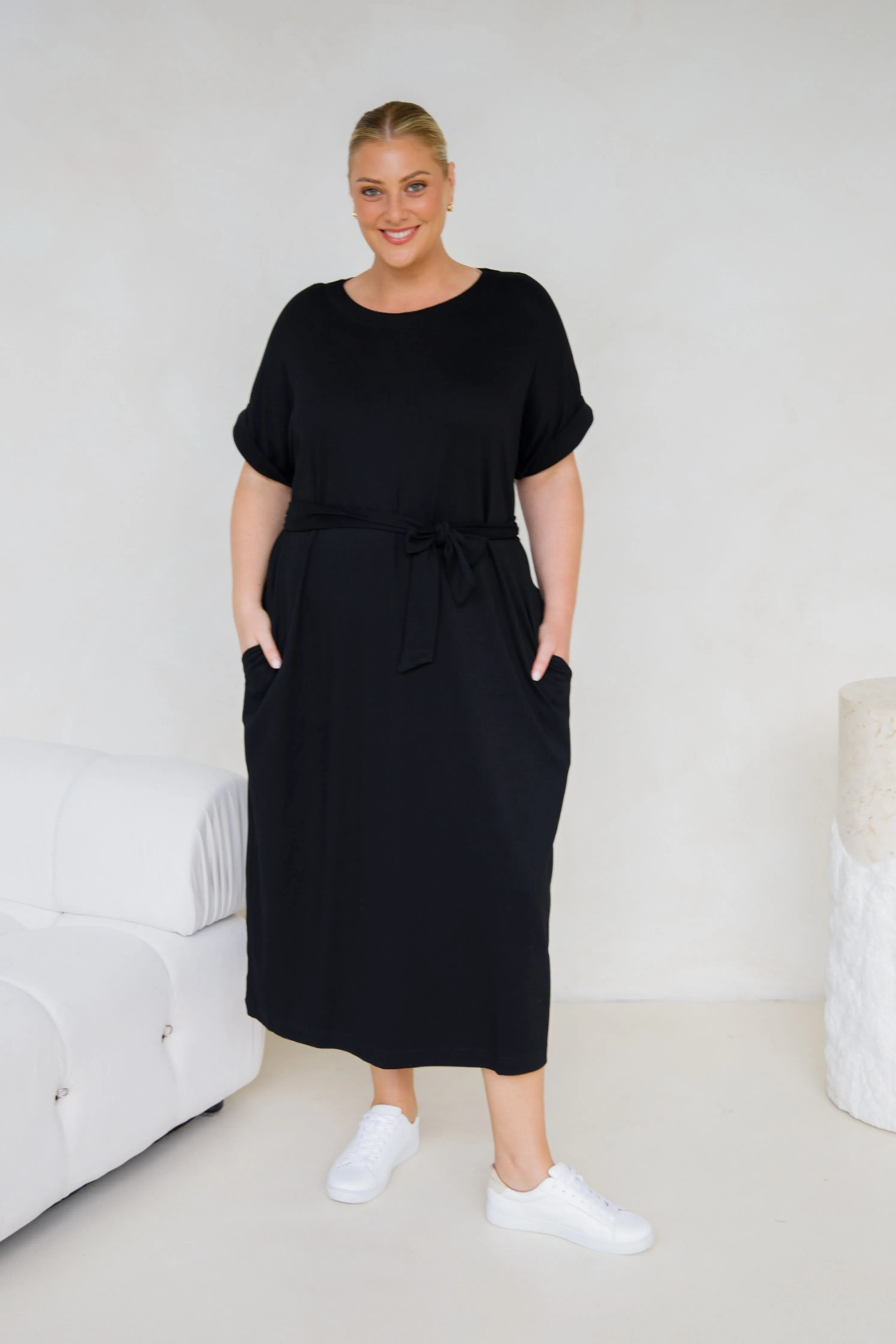 Althea Lounge Dress | Black