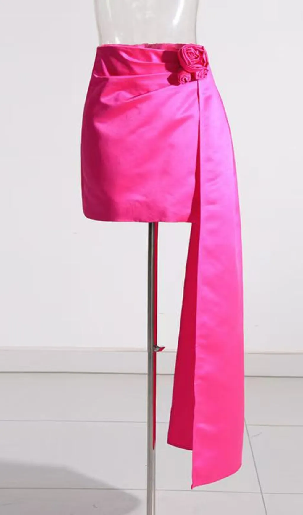 ANCHORET FLOWER MINI SKIRT IN PINK