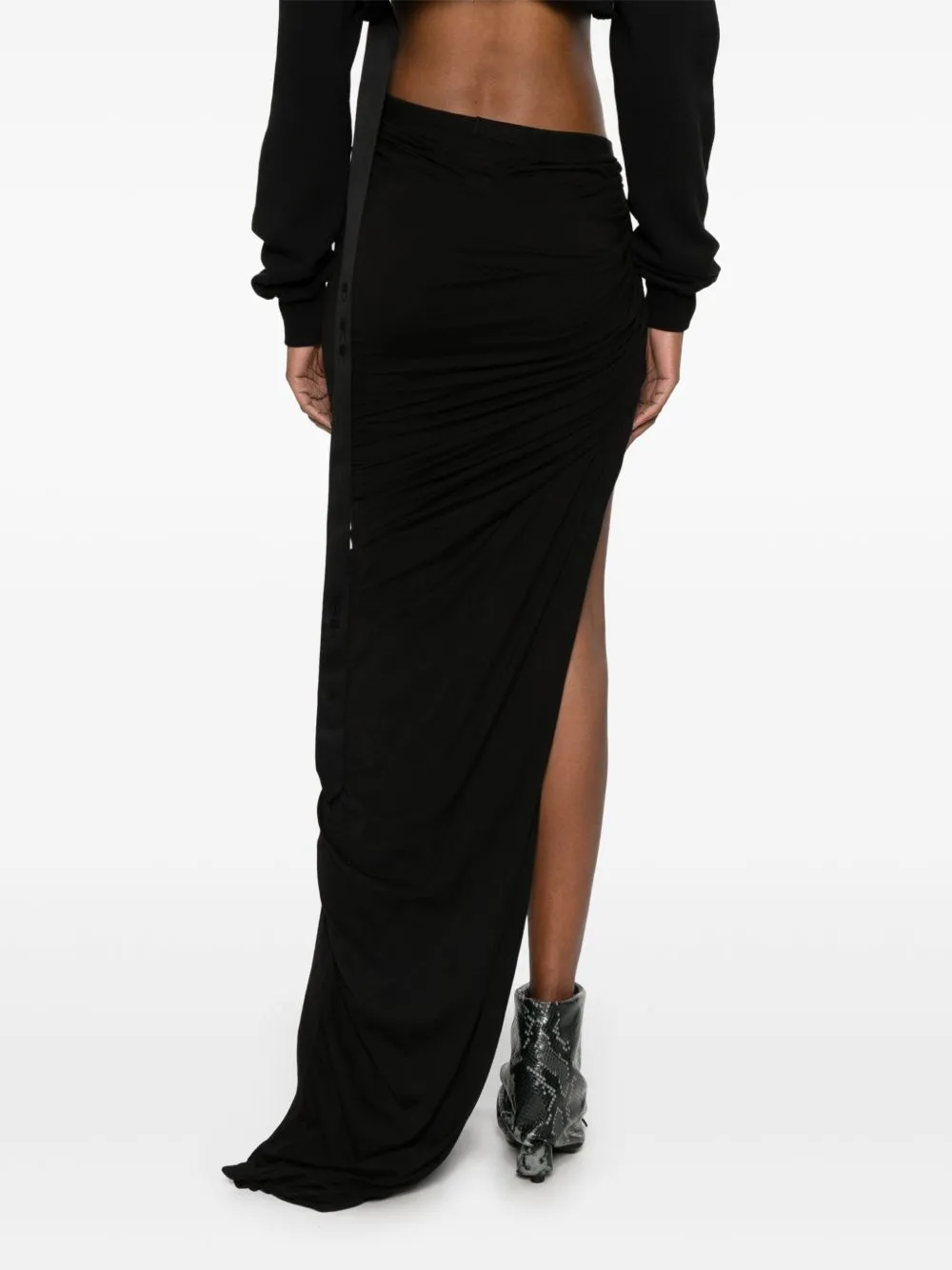 Asymmetric long skirt