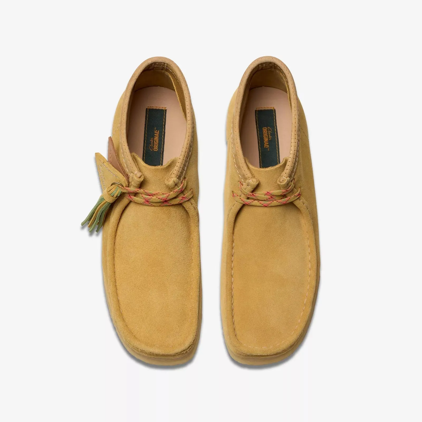 Clarks Men's Wallabee Boot Golden Tan Suede 26181131