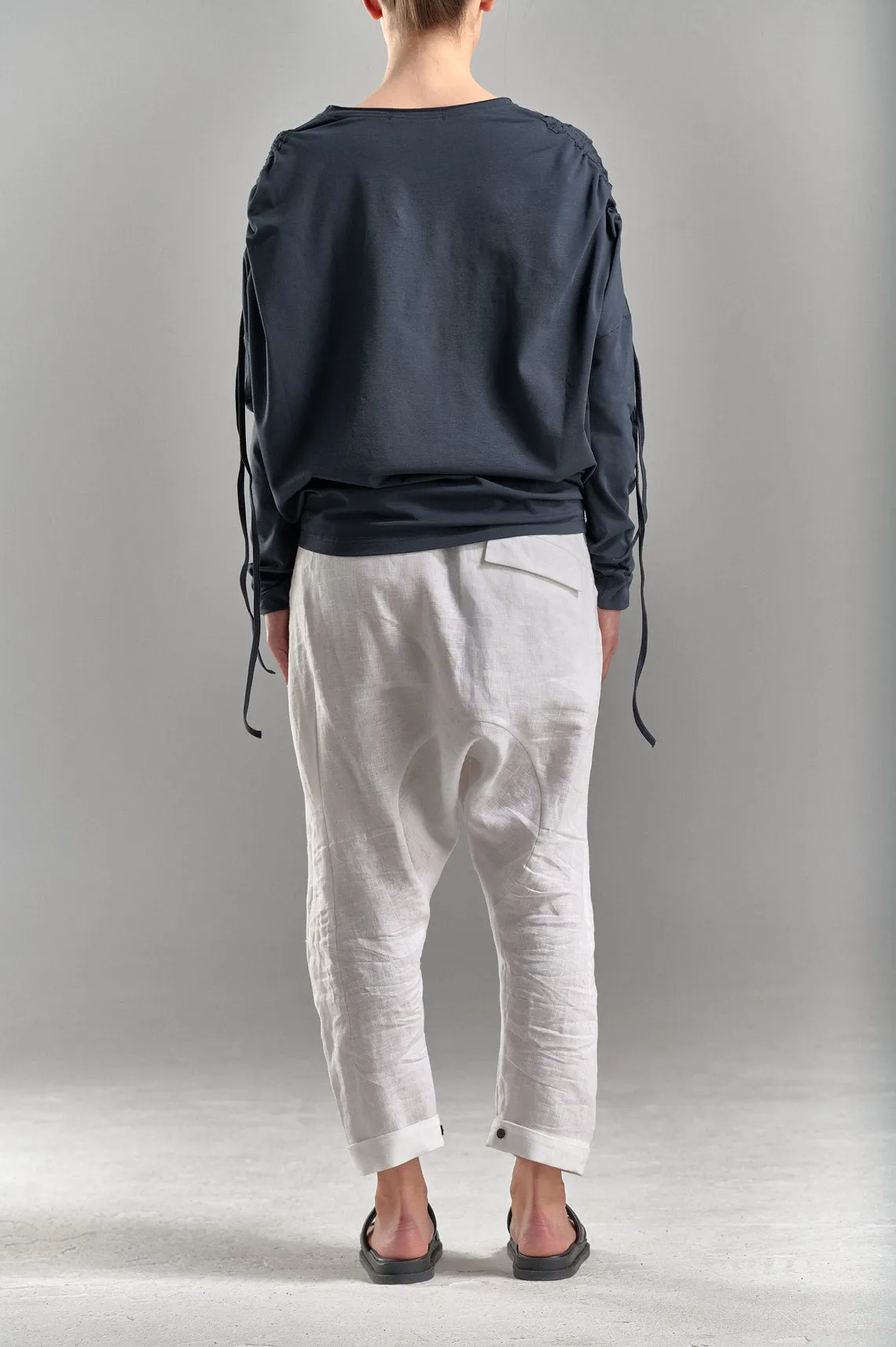 DRAPED SHOULDER LONG SLEEVED LOOSE TOP