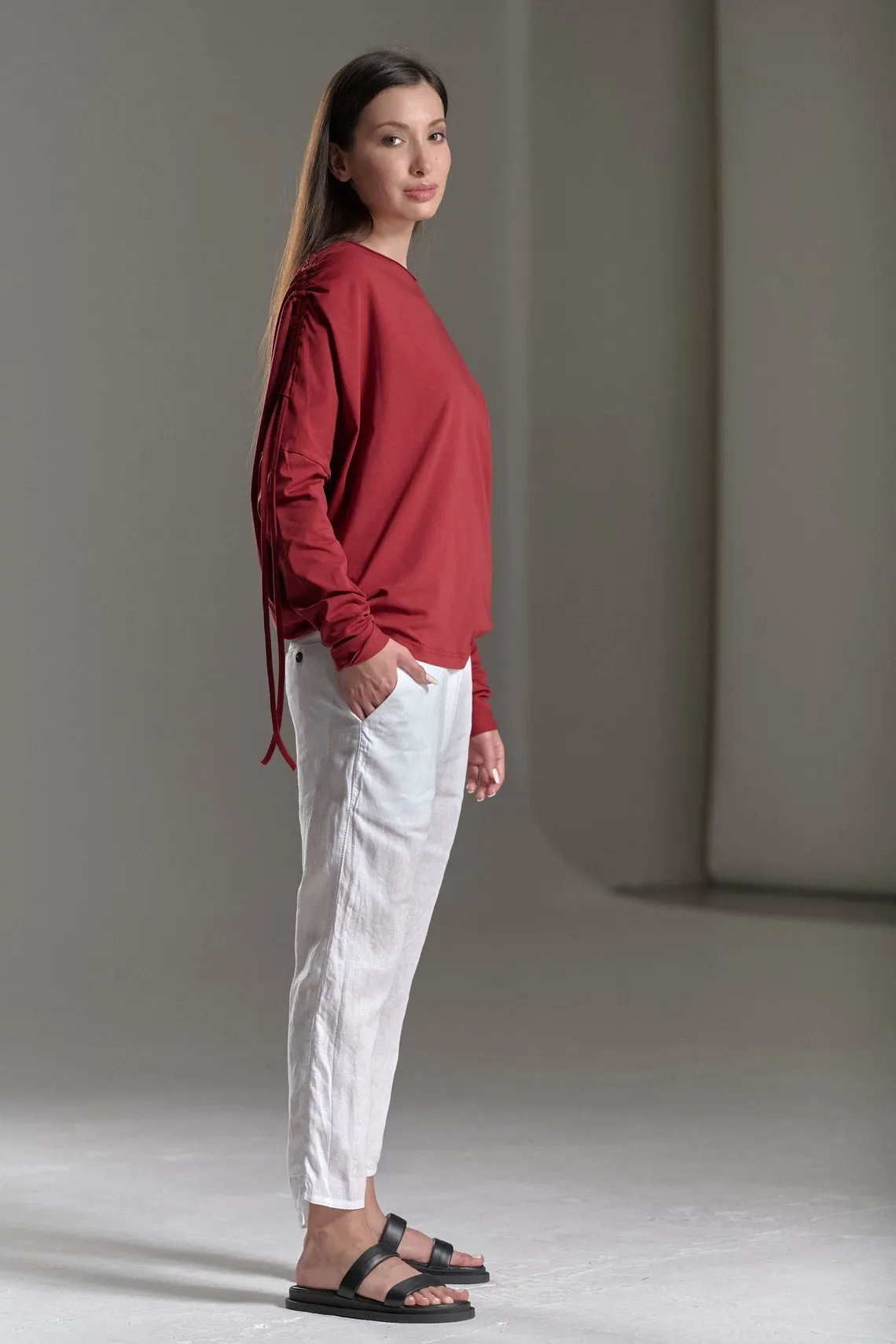 DRAPED SHOULDER LONG SLEEVED LOOSE TOP