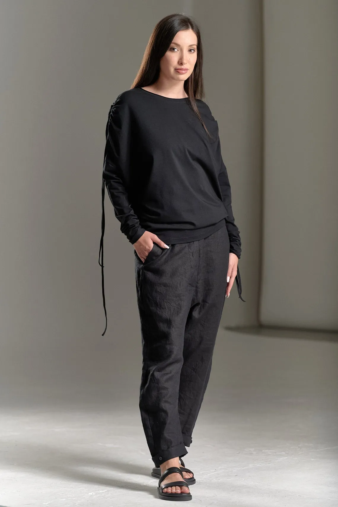 DRAPED SHOULDER LONG SLEEVED LOOSE TOP