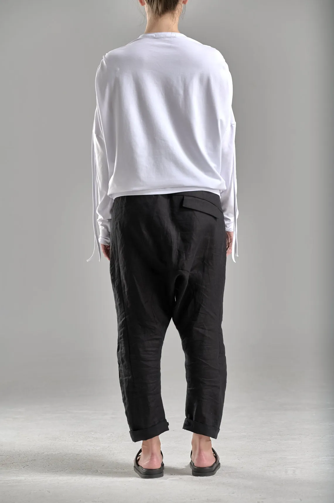 DRAPED SHOULDER LONG SLEEVED LOOSE TOP