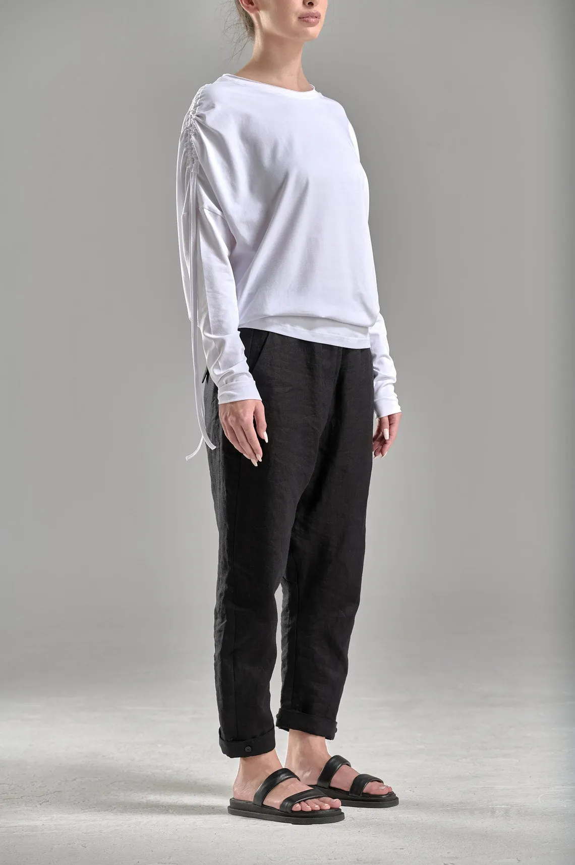 DRAPED SHOULDER LONG SLEEVED LOOSE TOP