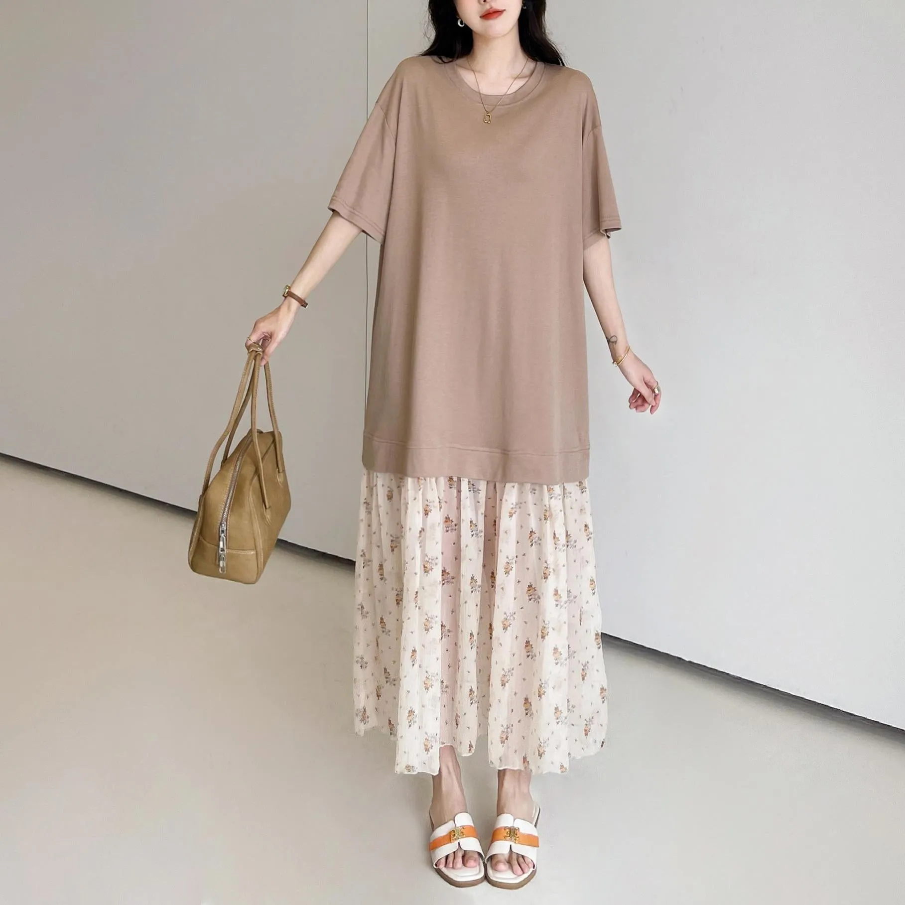 Elegant Round Neck Women's T-Shirt Dress with Patchwork Design