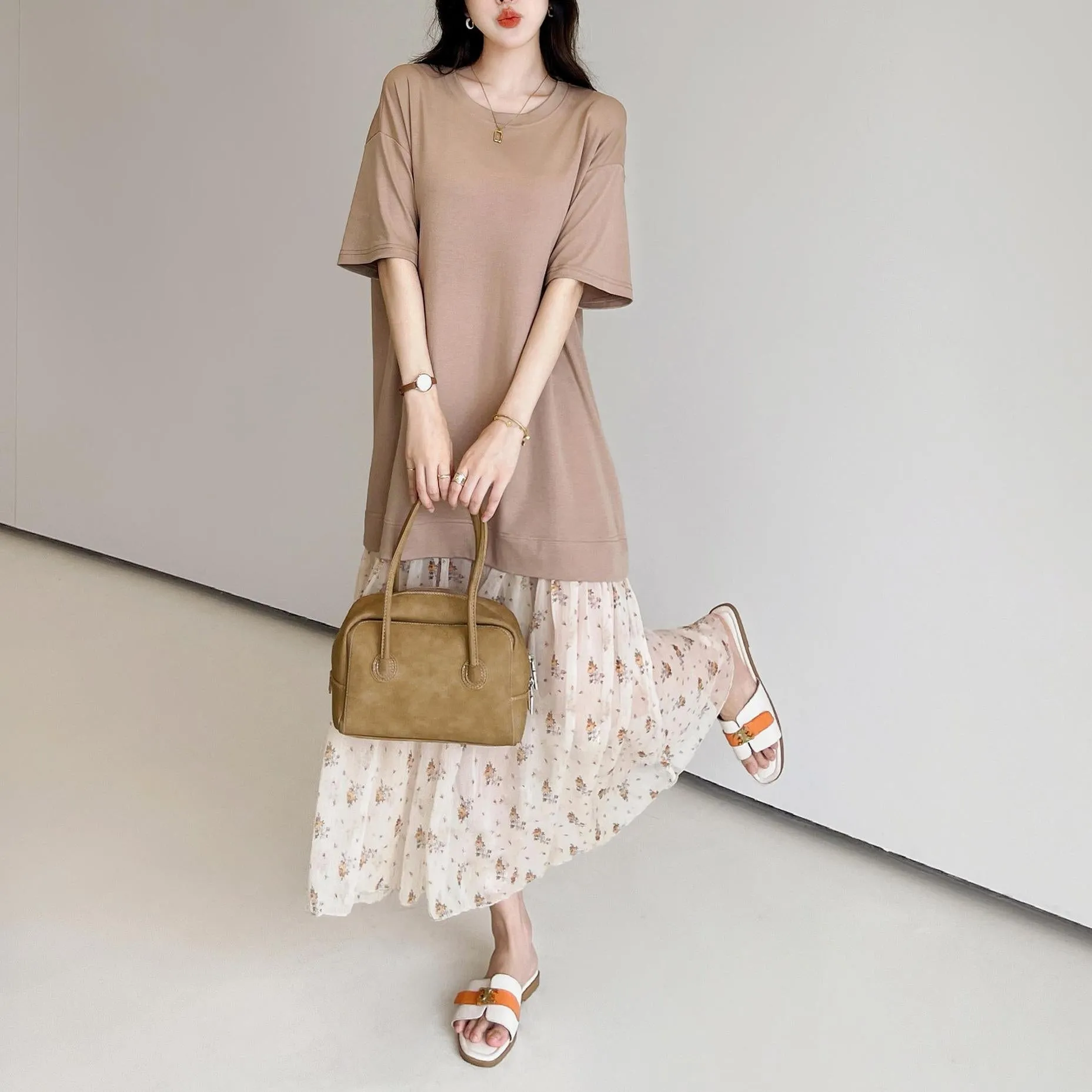 Elegant Round Neck Women's T-Shirt Dress with Patchwork Design
