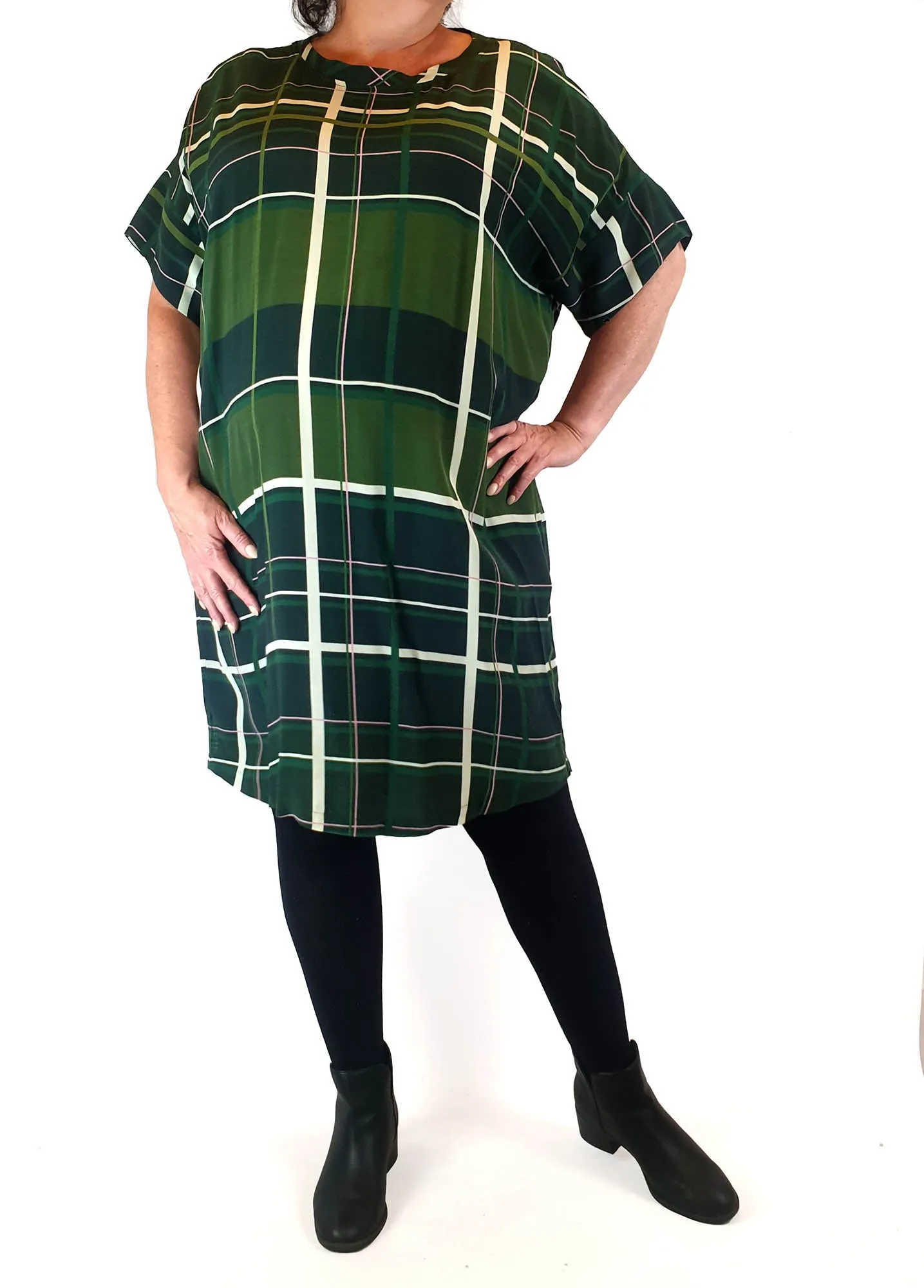 Elk green print tee shirt dress size 16