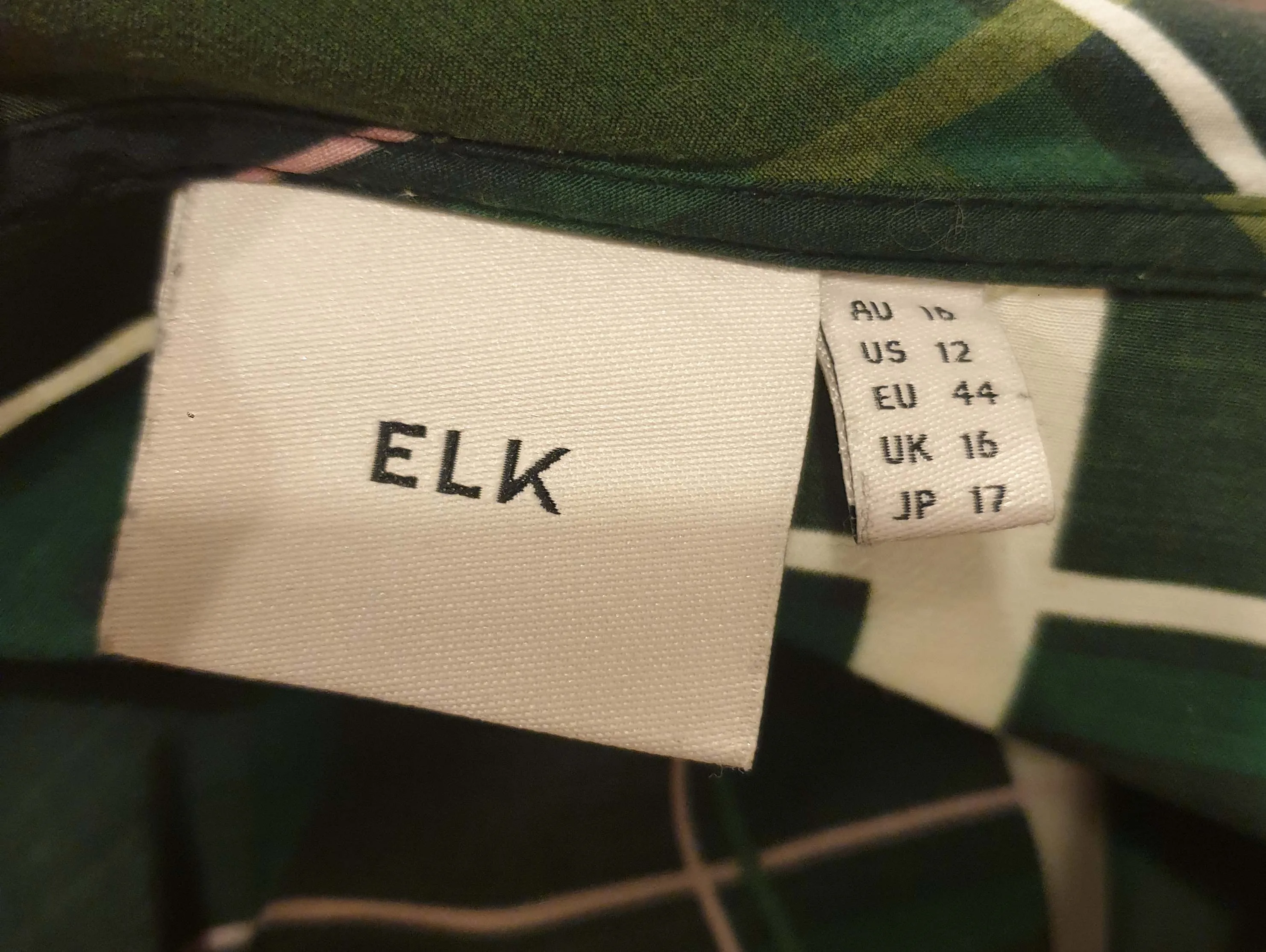 Elk green print tee shirt dress size 16