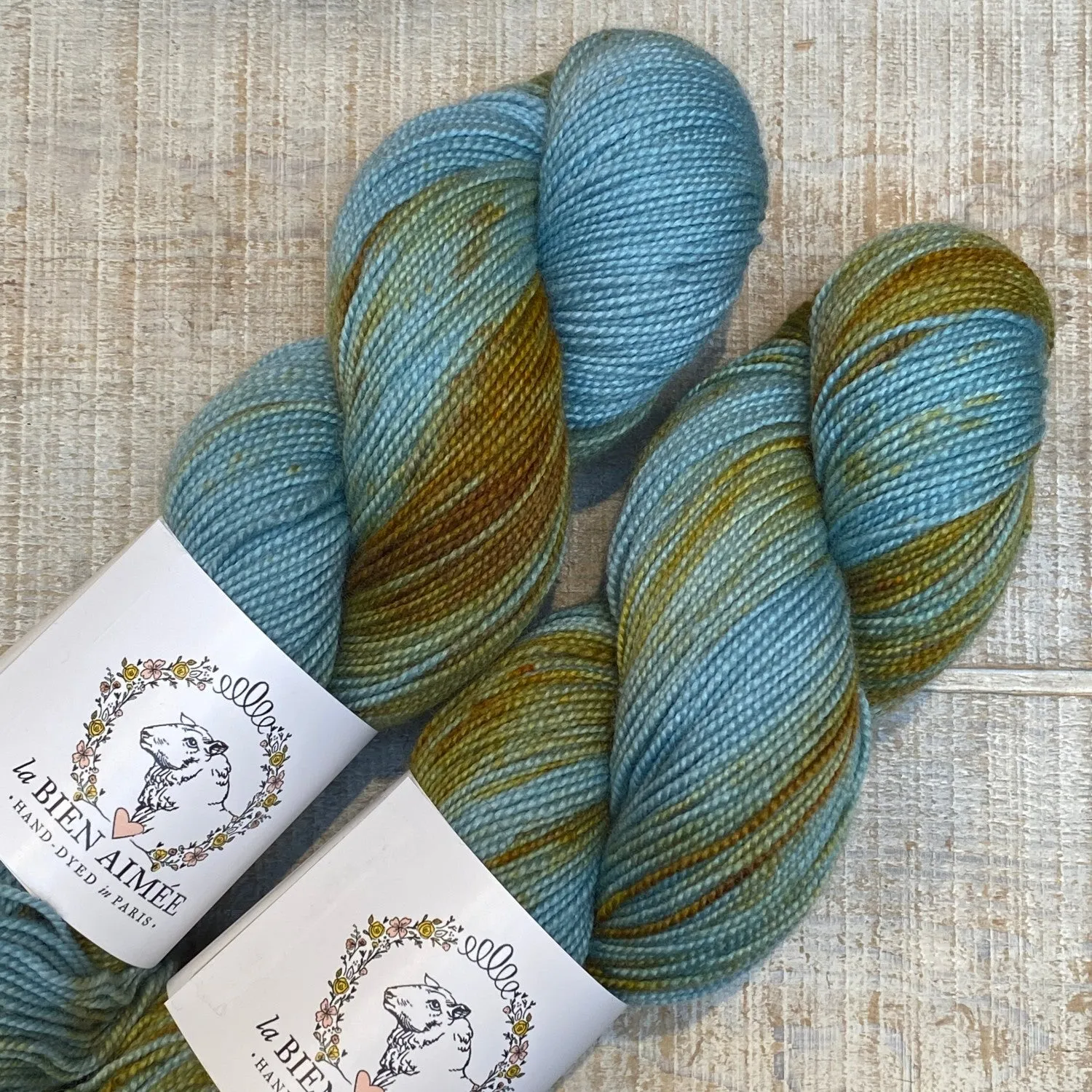 La Bien Aimée Twist Nouveau Fingering