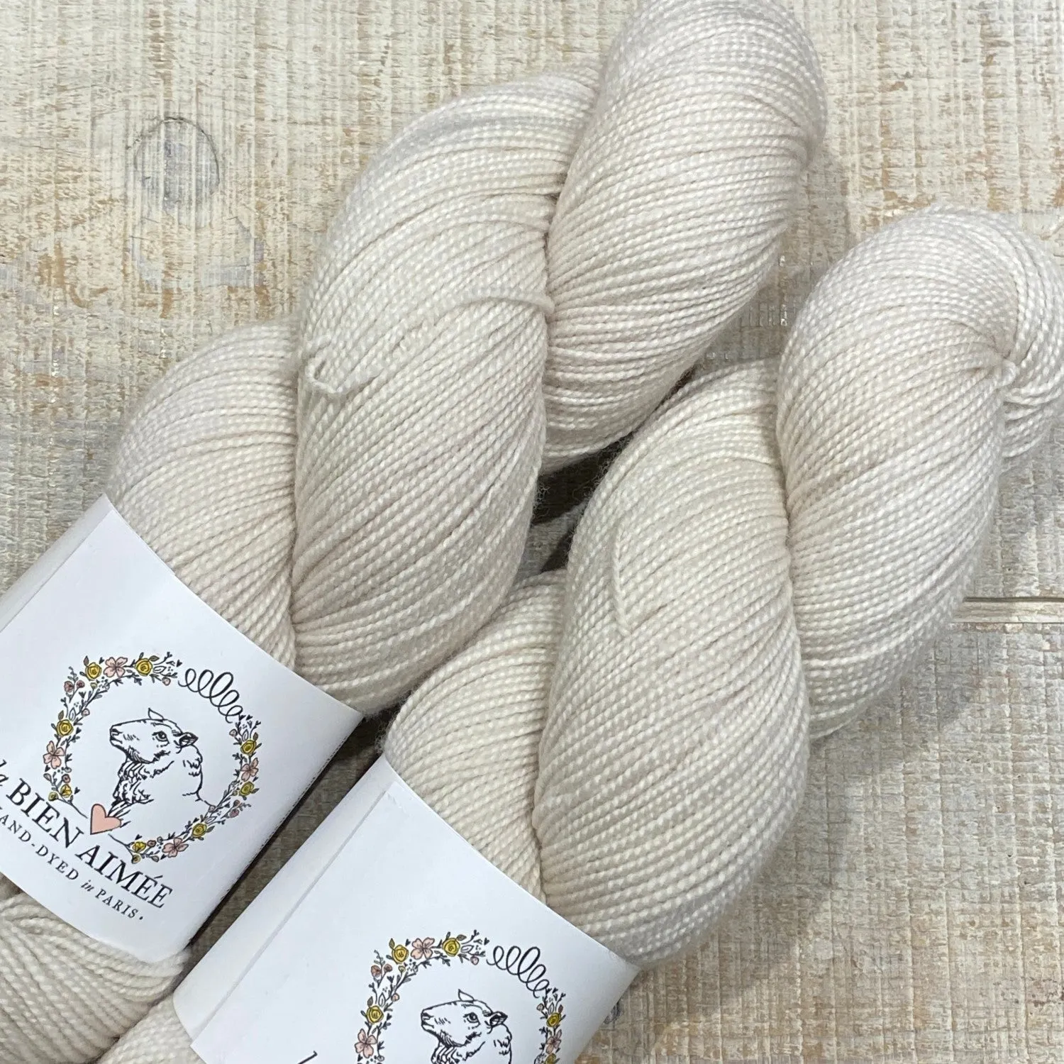 La Bien Aimée Twist Nouveau Fingering