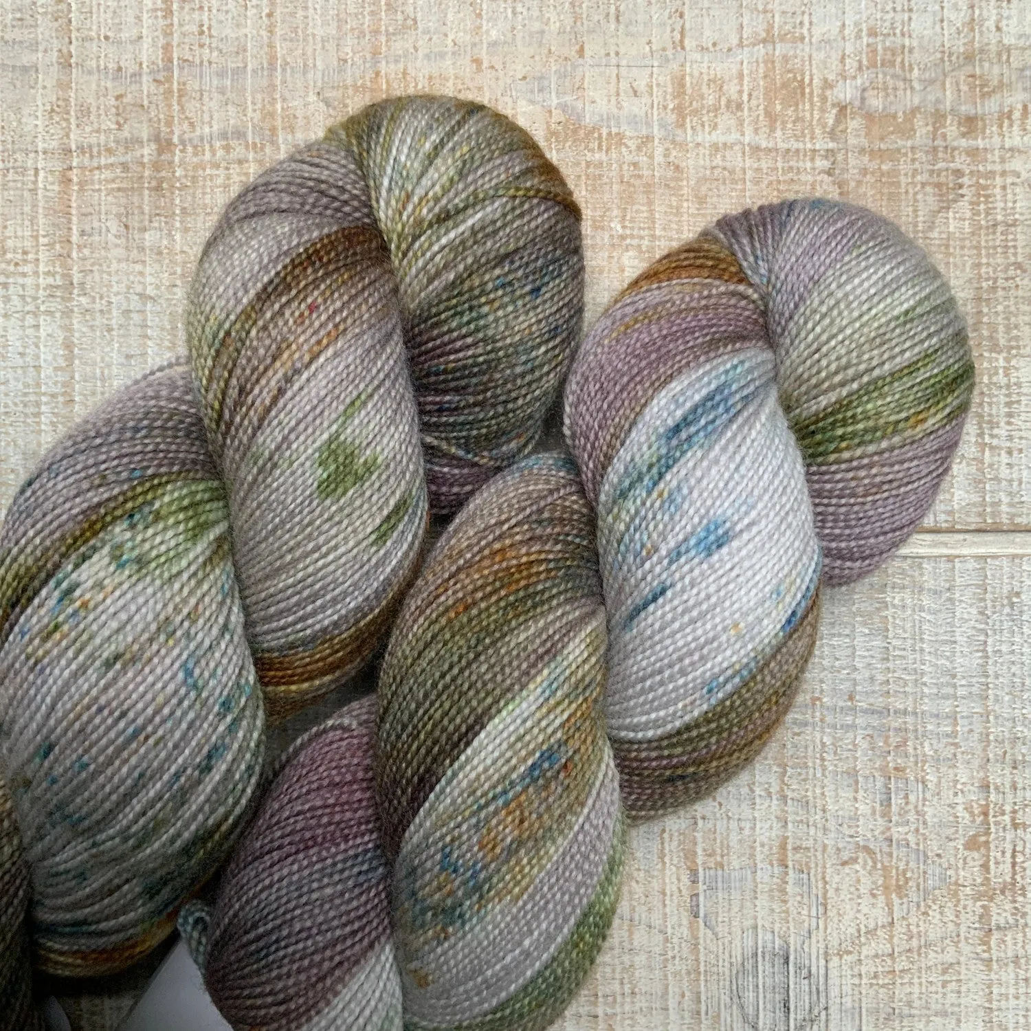 La Bien Aimée Twist Nouveau Fingering