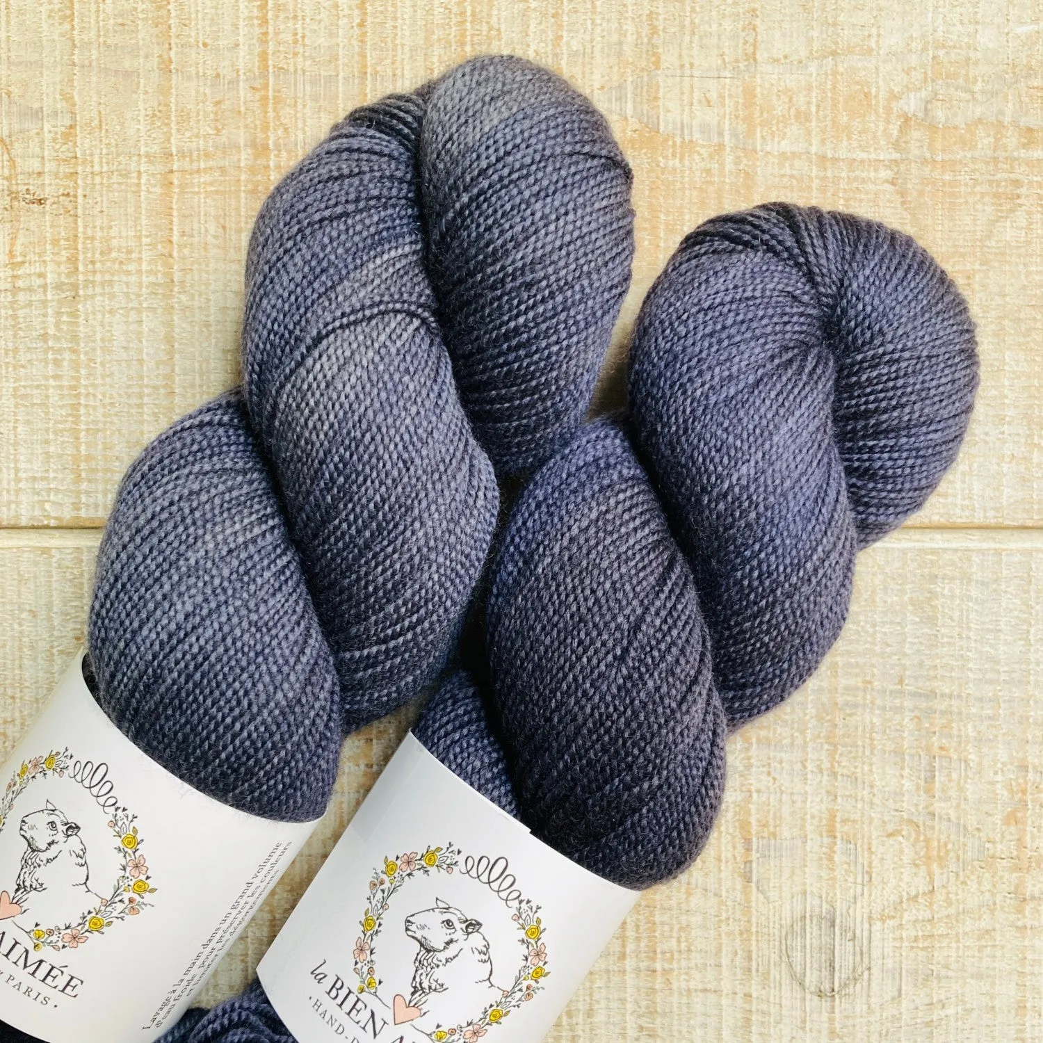 La Bien Aimée Twist Nouveau Fingering