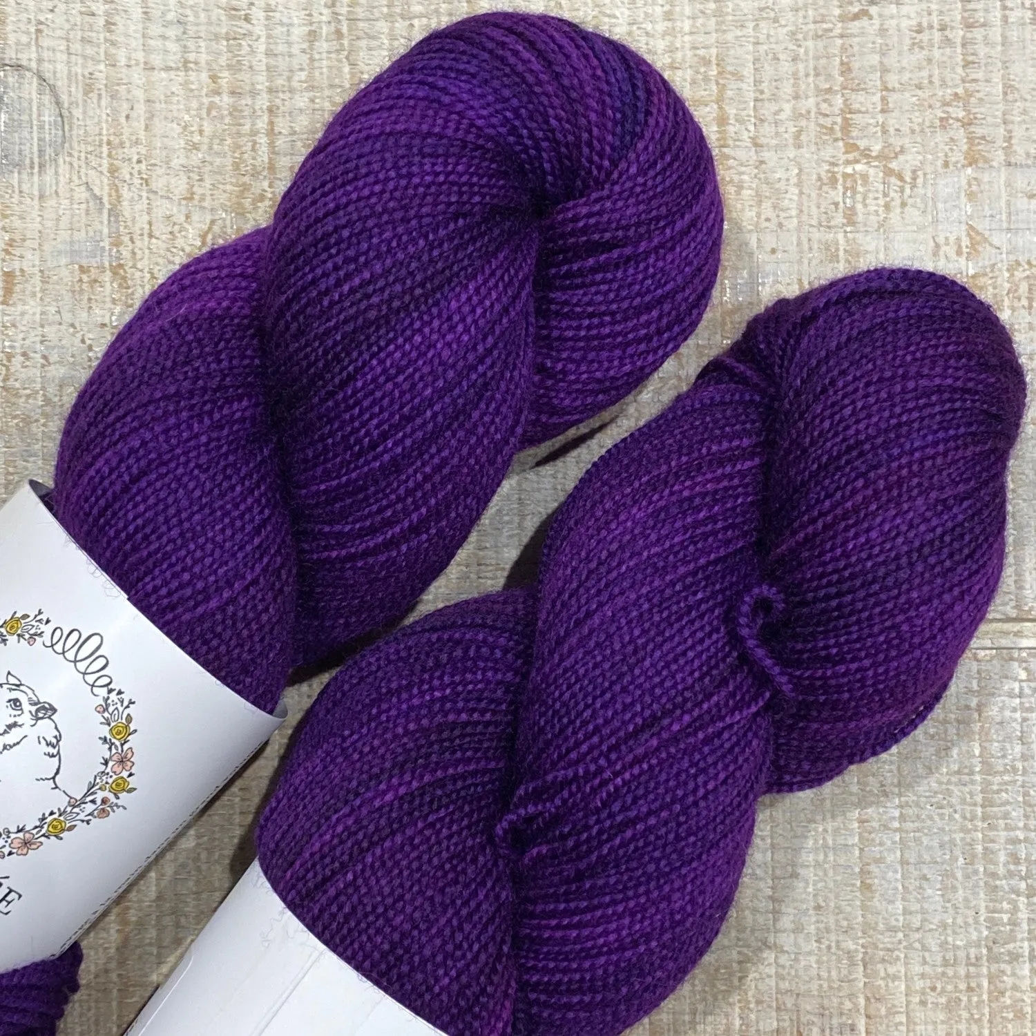 La Bien Aimée Twist Nouveau Fingering