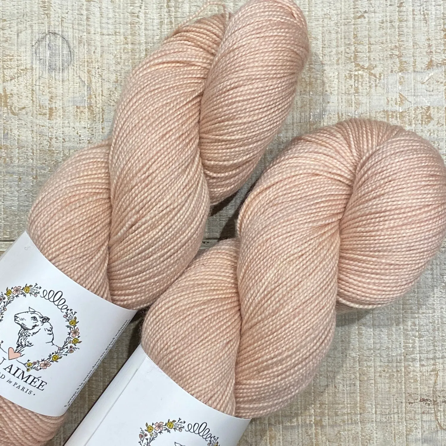 La Bien Aimée Twist Nouveau Fingering
