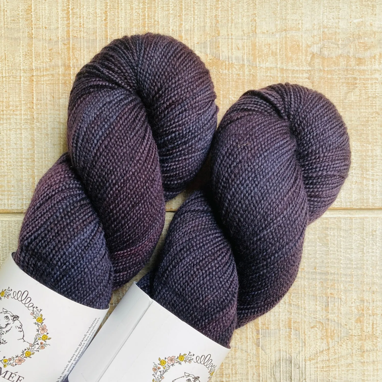 La Bien Aimée Twist Nouveau Fingering