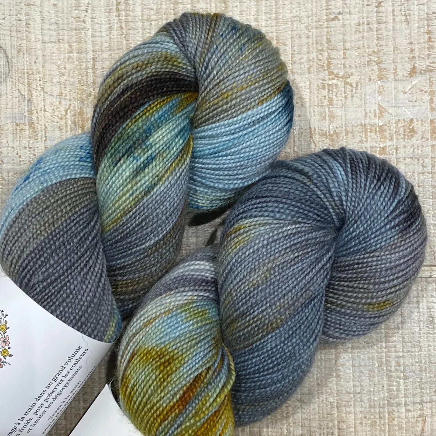 La Bien Aimée Twist Nouveau Fingering