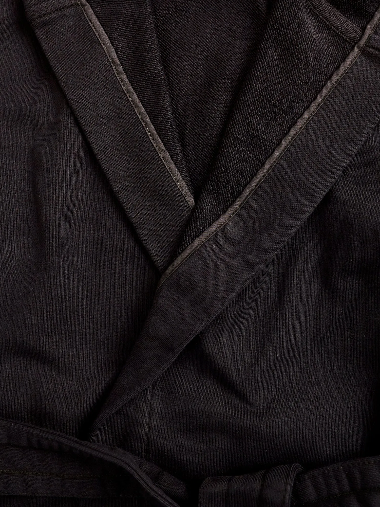 Midweight Terry Hooded Robe in Black