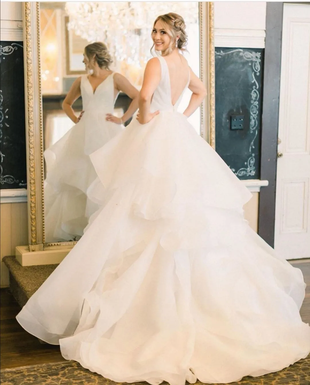 Modern Layers Skirt Ball Gown Bridal Dress with V-neckline