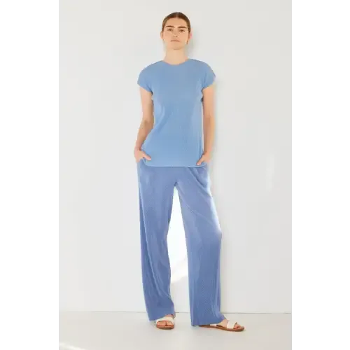 Rib Pleated Top