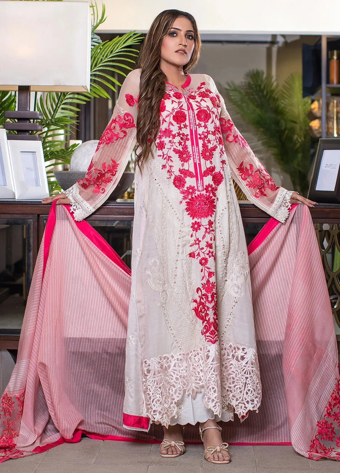 Shu Luxury Embroidered Unstitched 3Pcs