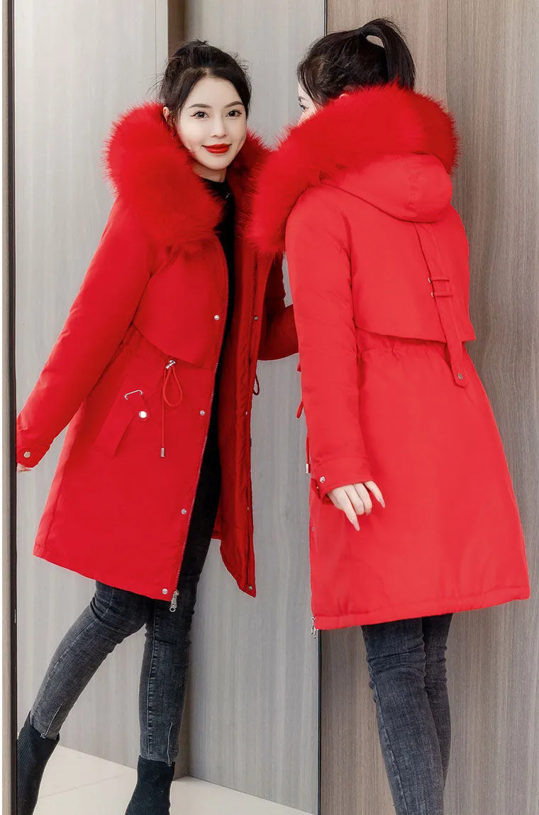 Stylish and Easy-to-Clean Solid Parka for Women