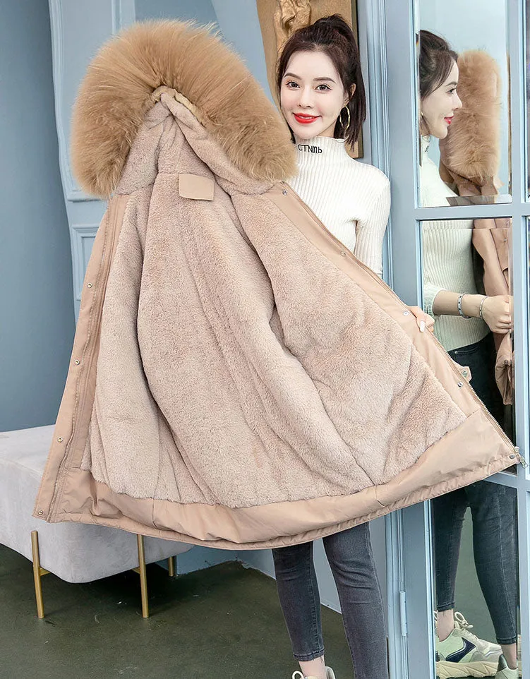 Stylish and Easy-to-Clean Solid Parka for Women