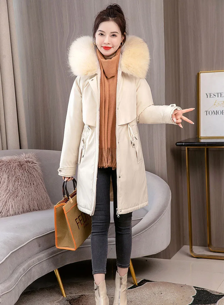 Stylish and Easy-to-Clean Solid Parka for Women