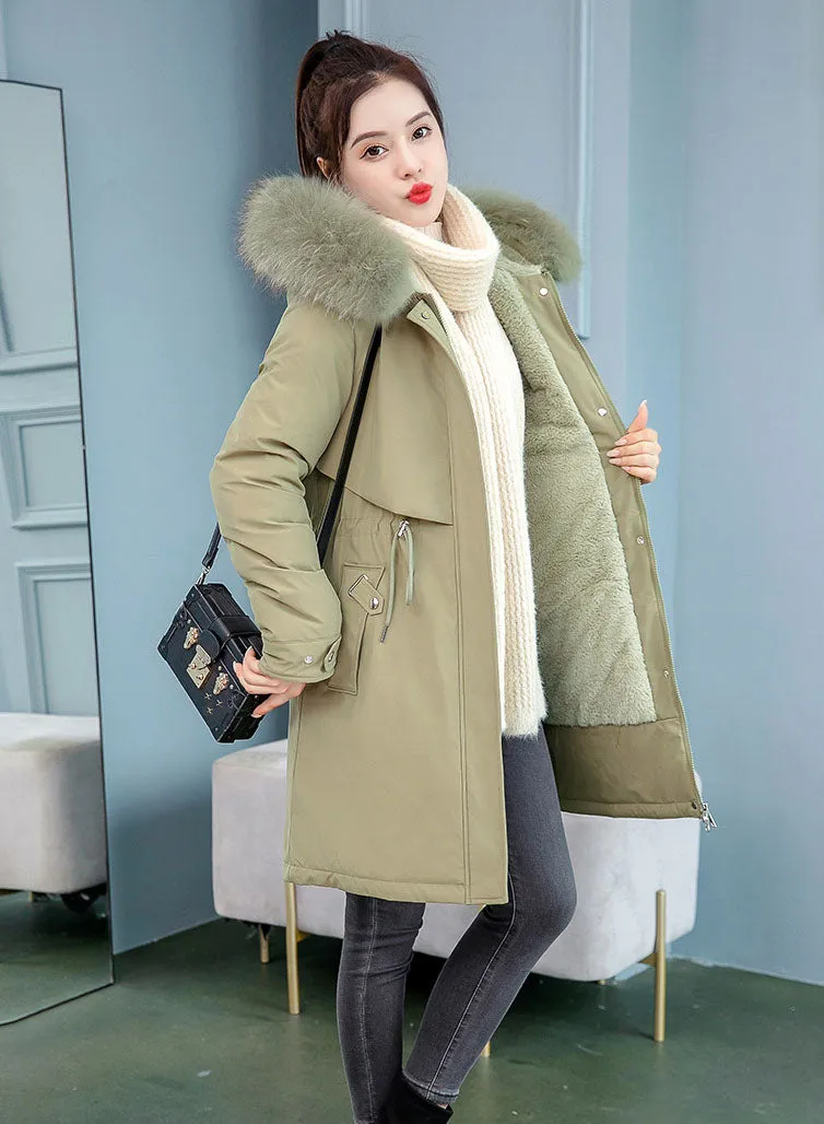 Stylish and Easy-to-Clean Solid Parka for Women