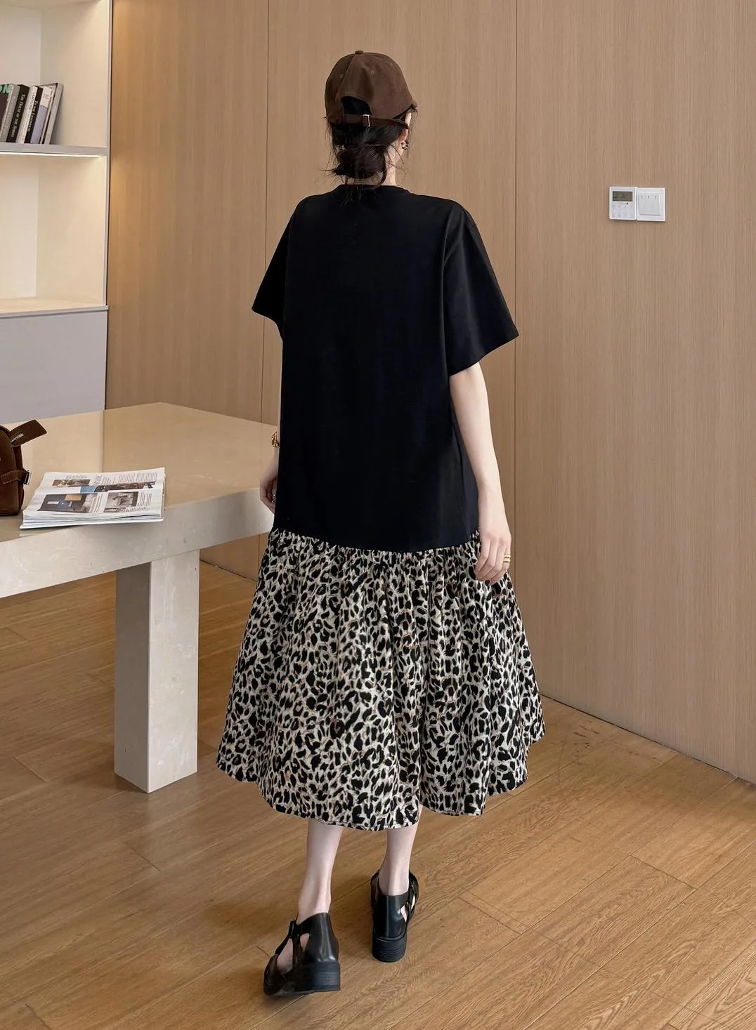 Stylish Women's T-Shirt Dress Featuring Pattern Print and Rhinestone Details