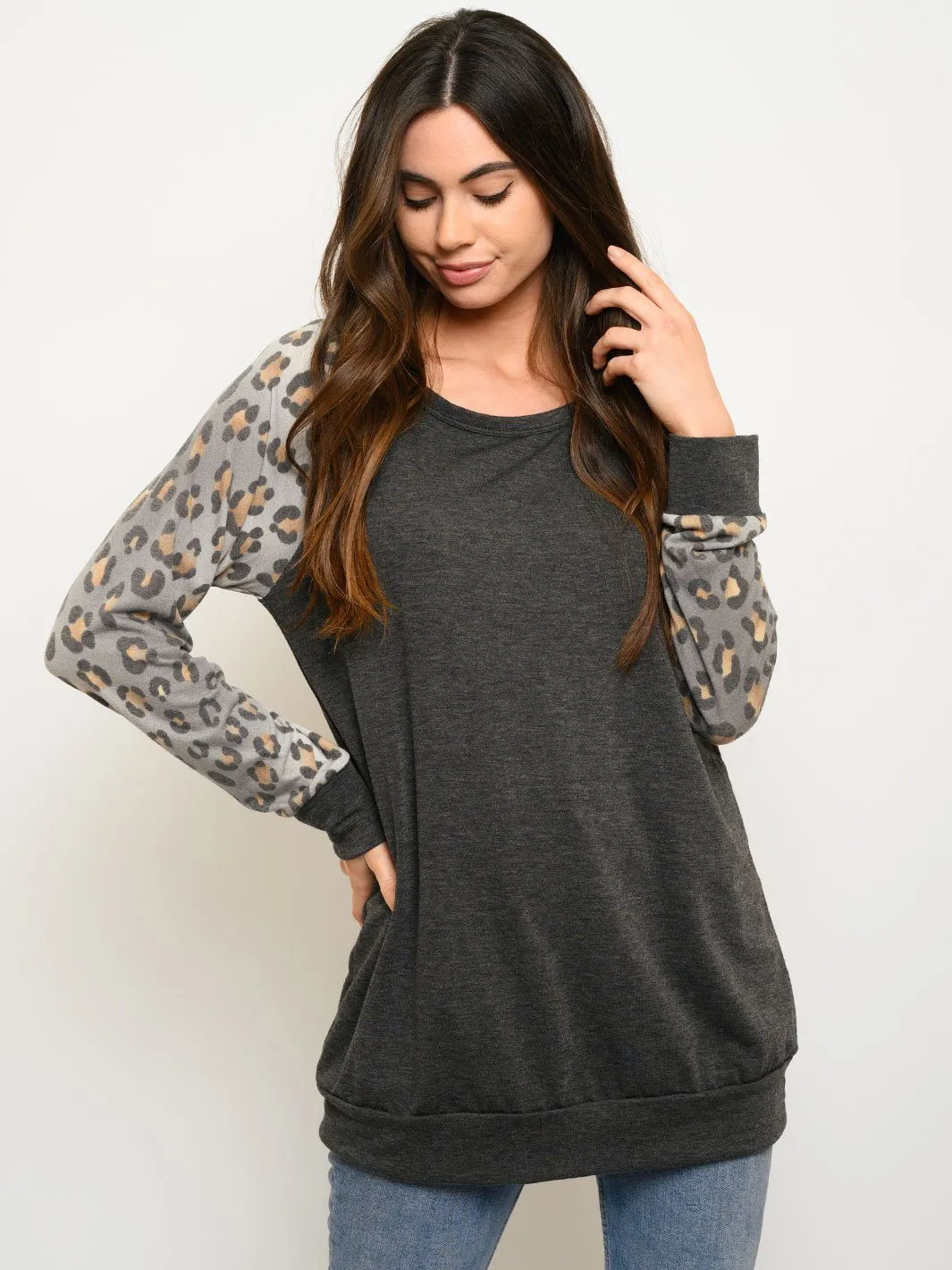 WOMEN'S ANIMAL PRINT LONG SLEEVE SOLID TOP
