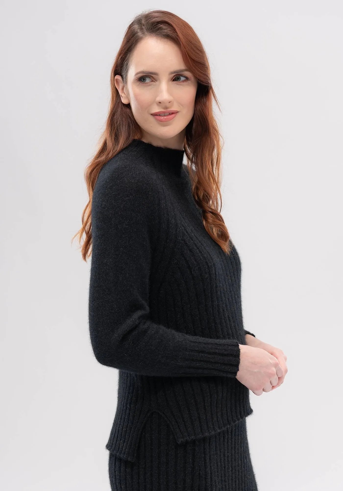 Womens Emilia Sweater Jet 100212