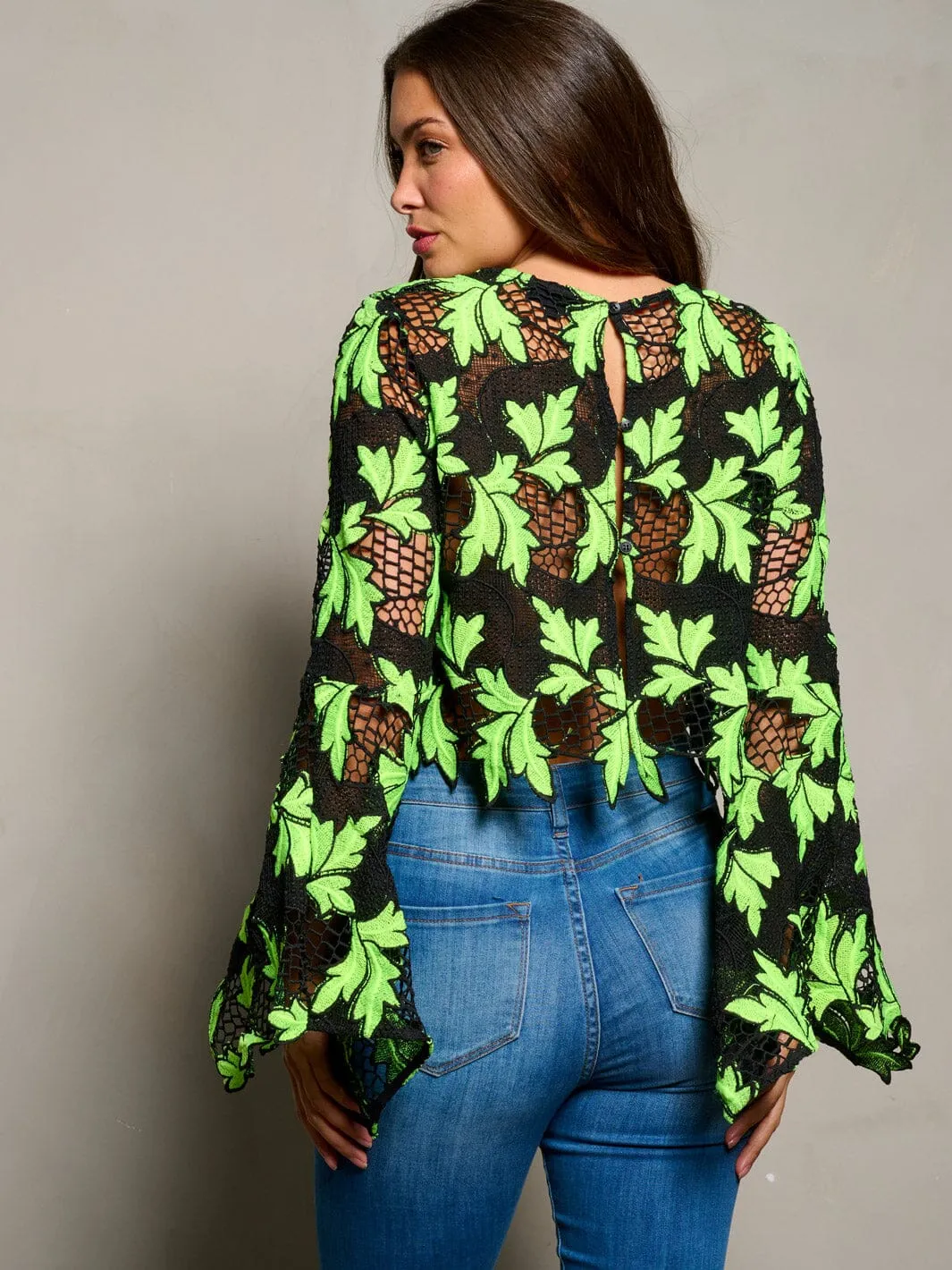 WOMEN'S LONG BELL SLEEVE CROCHET COLORBLOCK TOP