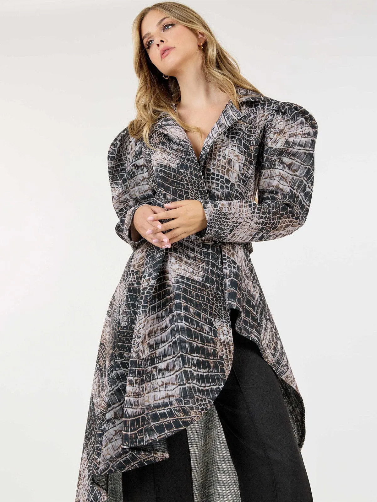 WOMEN'S LONG PUFF SLEEVE BUTTON CLOSURE BELTED HIGH-LOW COAT